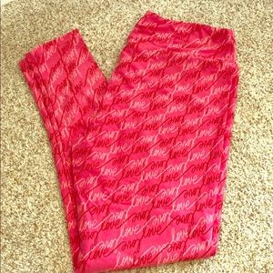 LuLaRoe TC Valentine leggings
